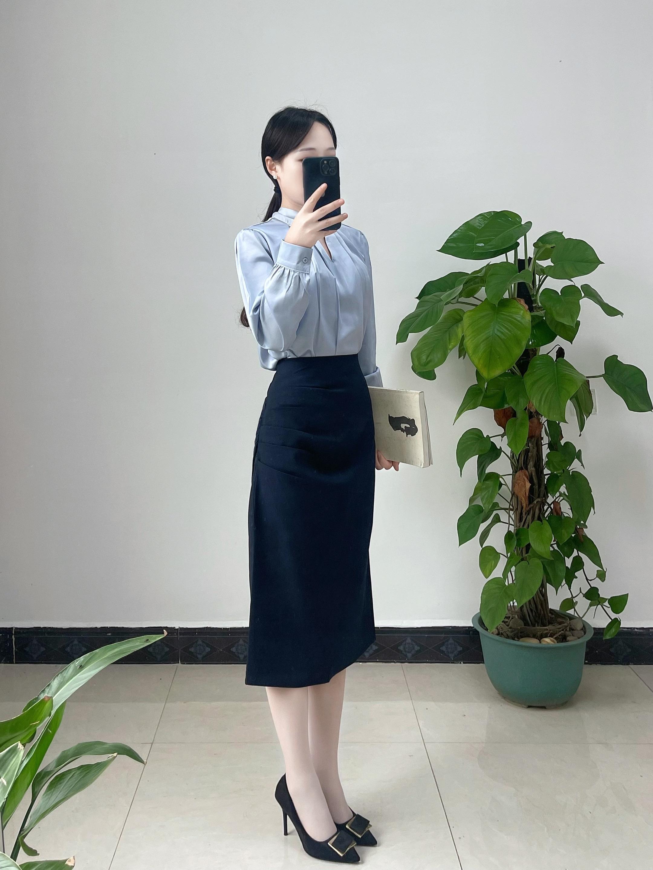 教育是点亮个人潜能的光，是社会进步的阶梯，传承文明的火种，赋予人立足世...