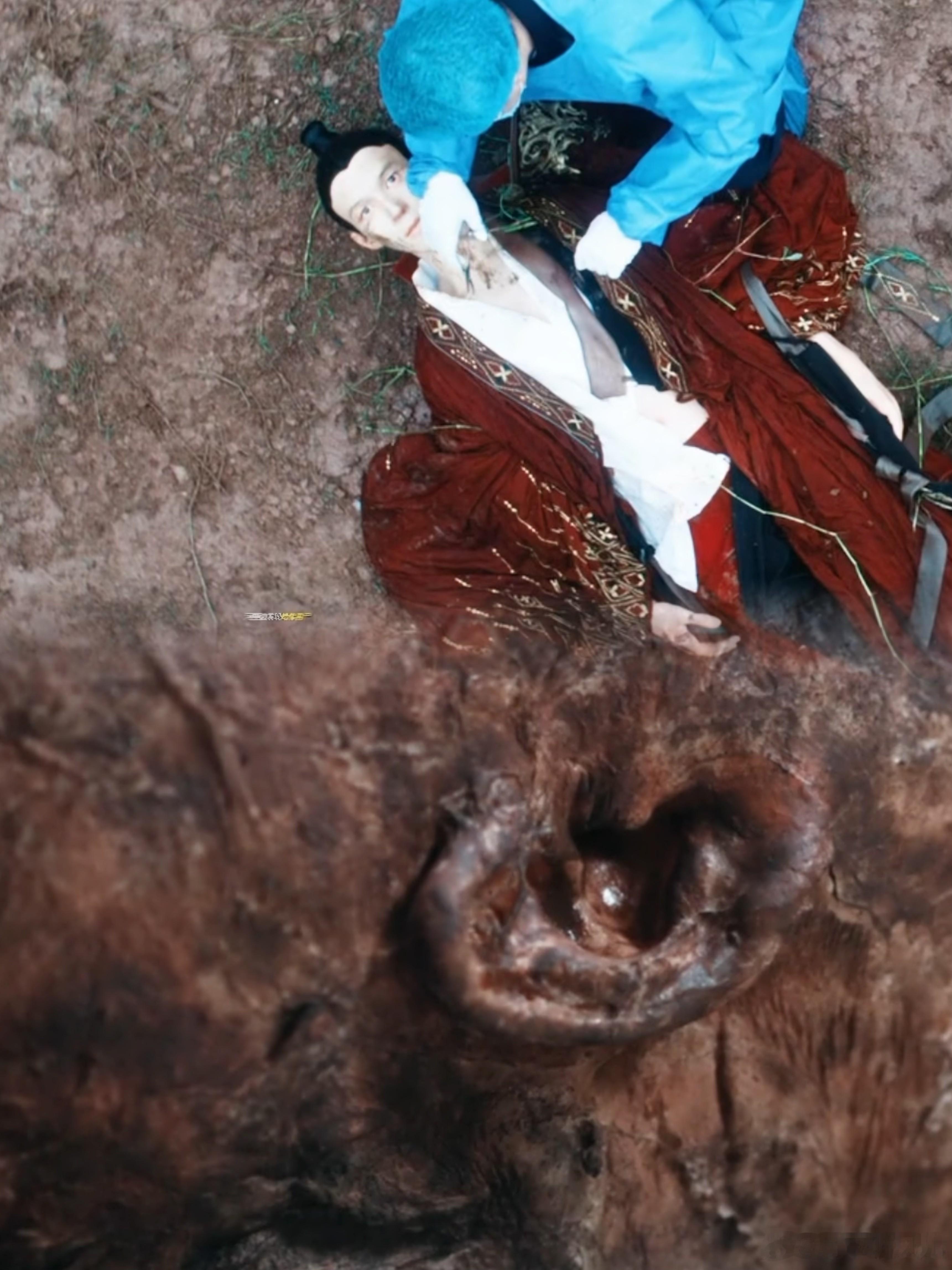 钓鱼佬除了鱼什么都能捞到 《超感迷宫》把钓鱼玄学拍活了！蜡像藏尸离谱到炸！ 