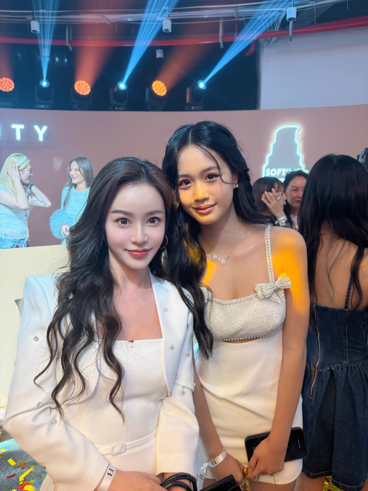 受邀参加Fenty Beauty一周年派对