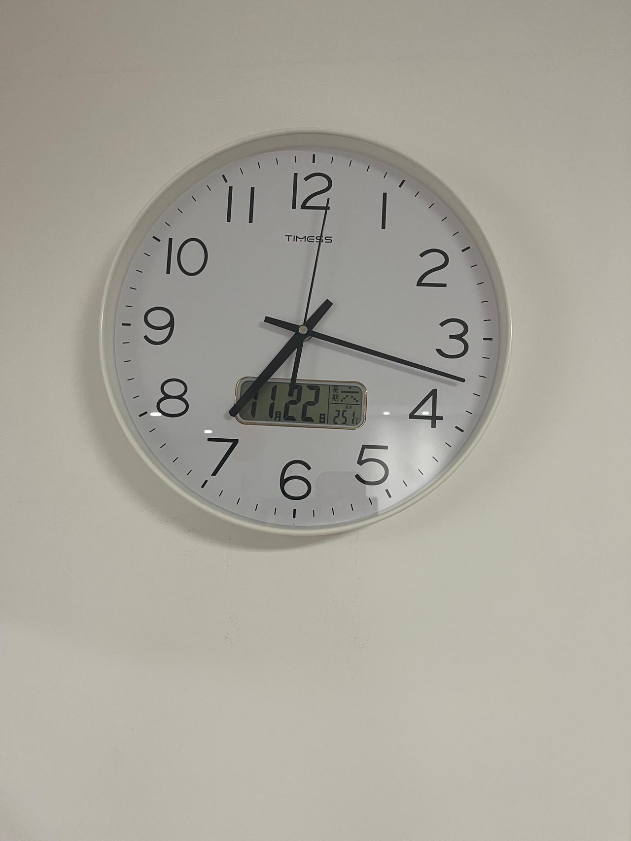 西安的暖气热了吗？

从11月15日供暖开始，一部分西安的网友就吐槽暖气不热，大