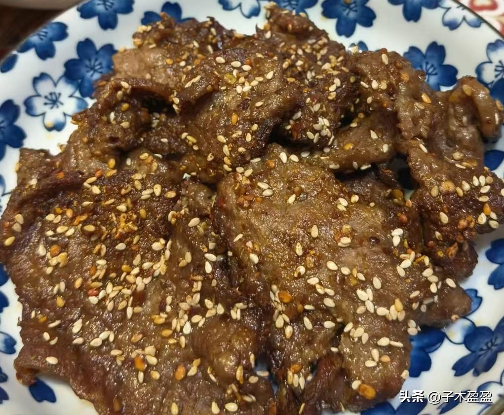自从月考后，高二生的学习就彻底进入深水区……

这一周，高二生很是疲惫，晚上回来