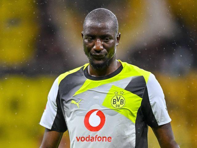 【脑震荡】吉拉西在对阵霍芬海姆的比赛中遭受了脑震荡。在第84分钟，他在一次防守对