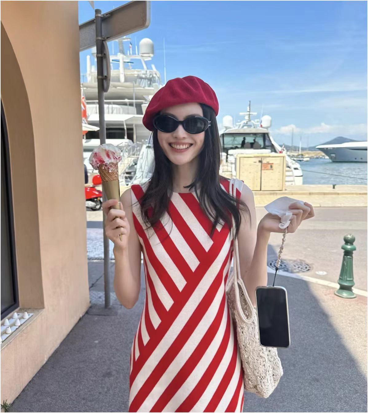 当野性穿搭成为时尚潮流何穗的野性穿搭太有魅力，酷飒又大气，出片即时尚大片，堪称行