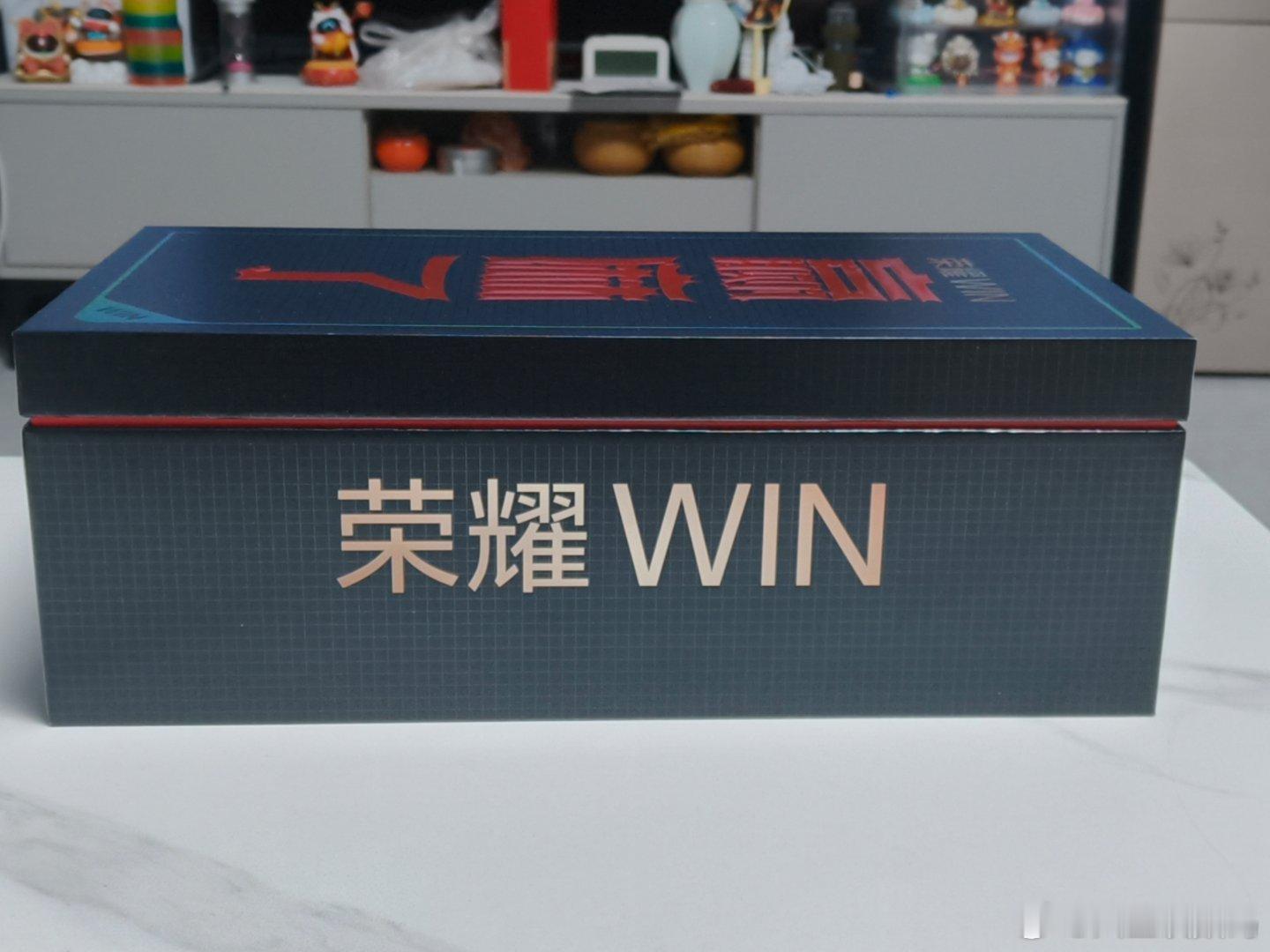 荣耀WIN系列这一次产品力赢麻了，性能强、散热强、续航强，年度手机里面最夯的那一