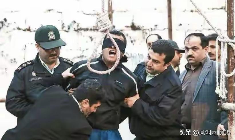 吓了一跳！“穆杰塔巴没了？”此前一直网传伊朗最高领袖穆杰塔巴迟迟没有公开露面，有