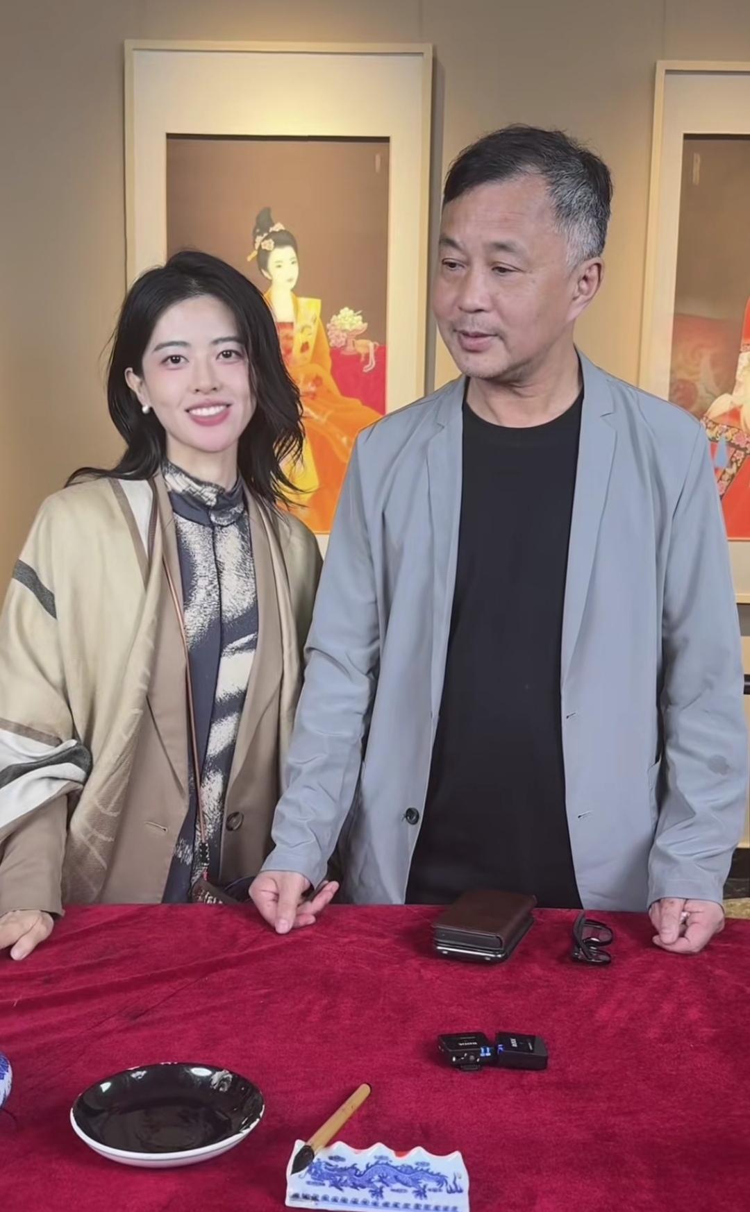 又一个美女被沈巍所折服！沈巍没有家庭，不结婚、不生子，并看淡功利的生活方式成为了