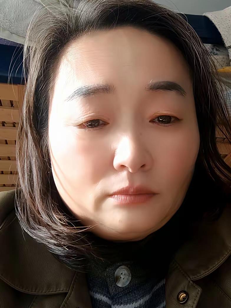 找儿子去？
莫伤心，莫生气，过个生日没啥了不起，庆生庆早了不是好事儿，就当都忘记