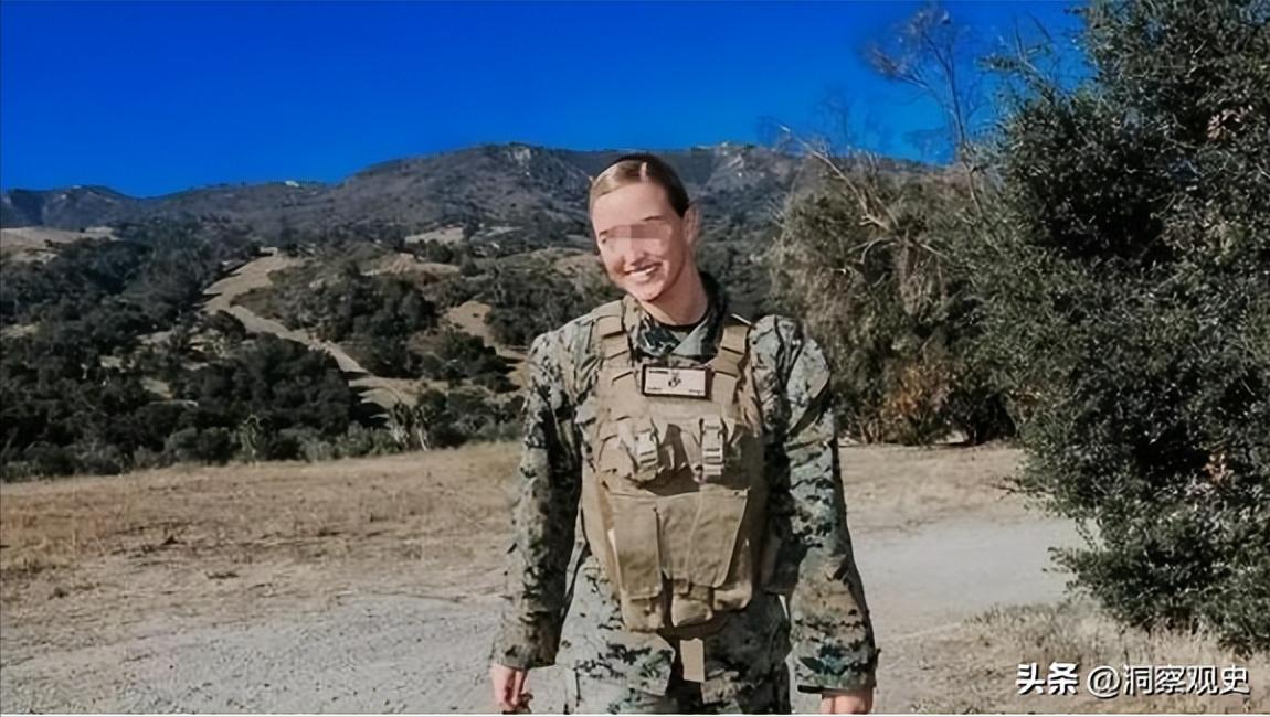 不愧是印度人，连美国女兵都不放过！2019年，阿富汗美军基地，一名印度工人起了歹