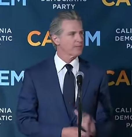 美国民主党领袖，下一任美国总统热门加利福尼亚州州长纽森在庆祝民主党在纽约市市长，