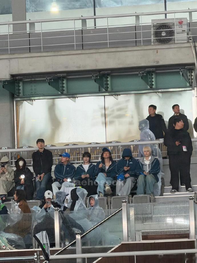 txt去看bts演唱会 txt去看bts演唱会！ 