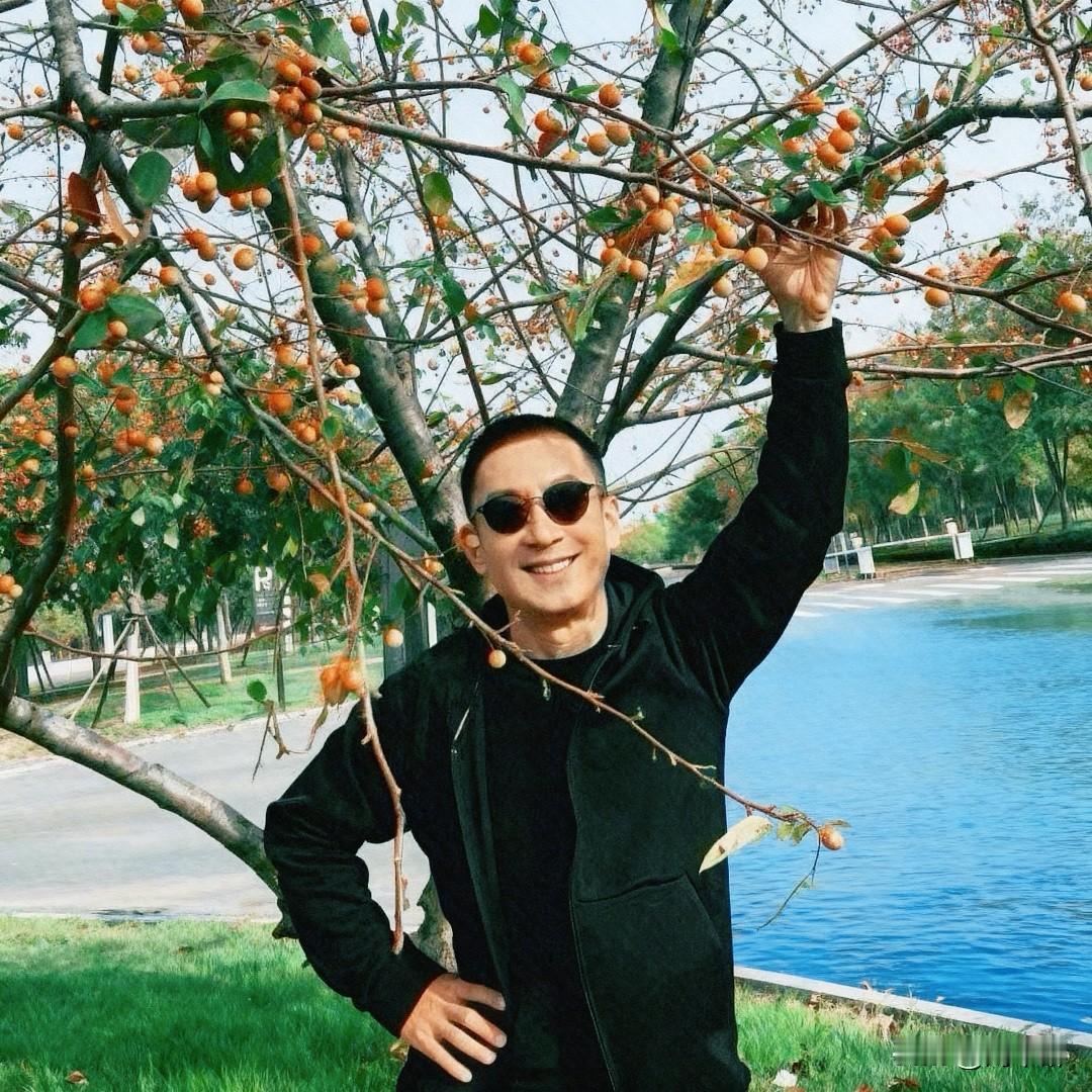 全网征求意见！
@刘不醉 准备更换头条账号头像，
恳请大家帮忙选择[作揖]
（注