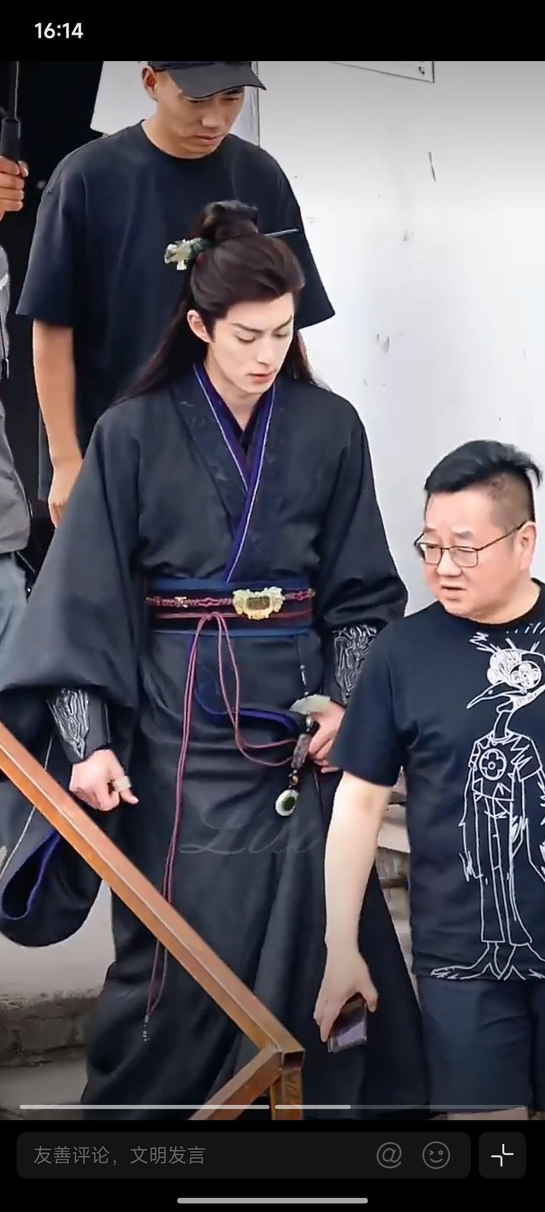ok 张绍刚探班王鹤棣将门独后