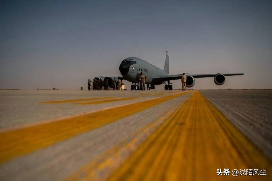 美国中央司令部司令布拉德·库珀3月25日在与战争部长赫格赛斯新闻发布会上表示，自