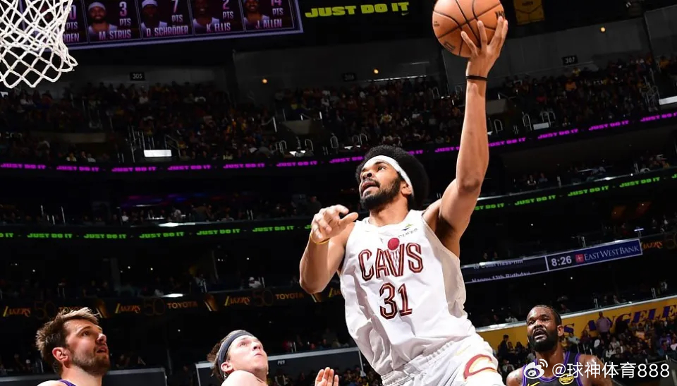 北京时间4月1日，湖人主场127-113击败骑士，拿下4连胜，也报了之前输给对手