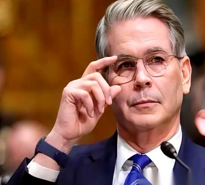 这套路，我都快看腻了。
前脚刚握完手，说要好好聊，避免误判。后脚他们财长就对着全