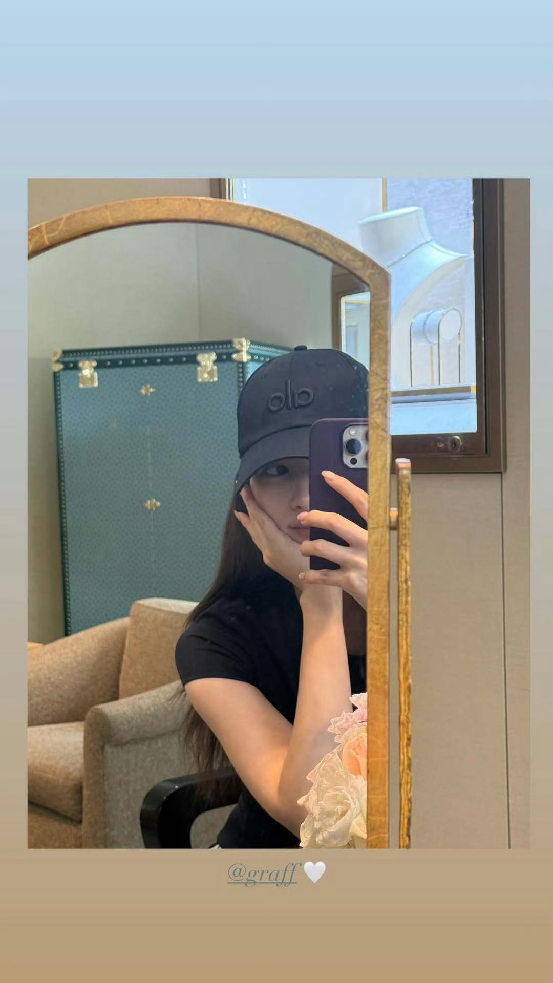 Sana ins story🤍 