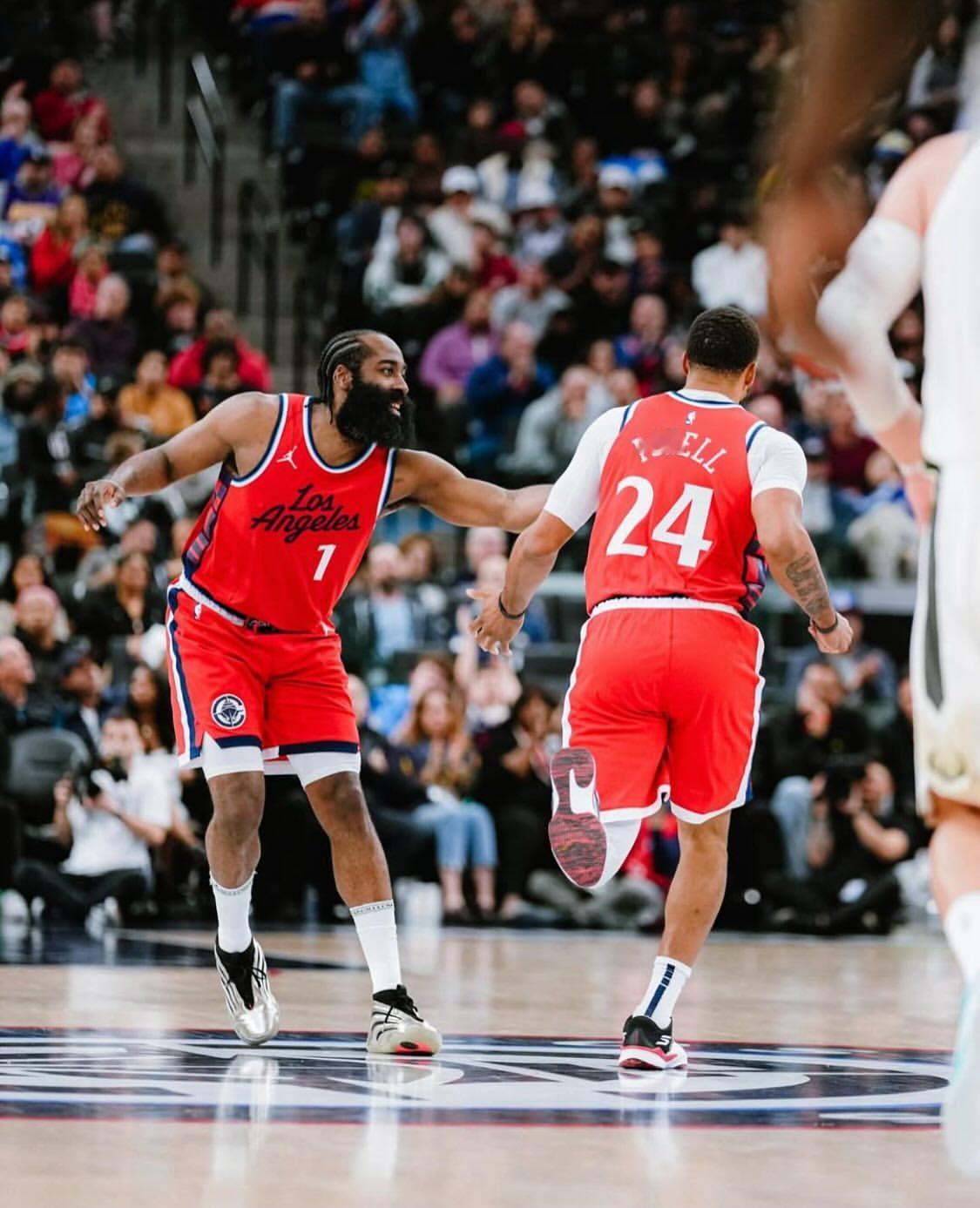 [苦涩][苦涩]洛杉矶快船 ​​​