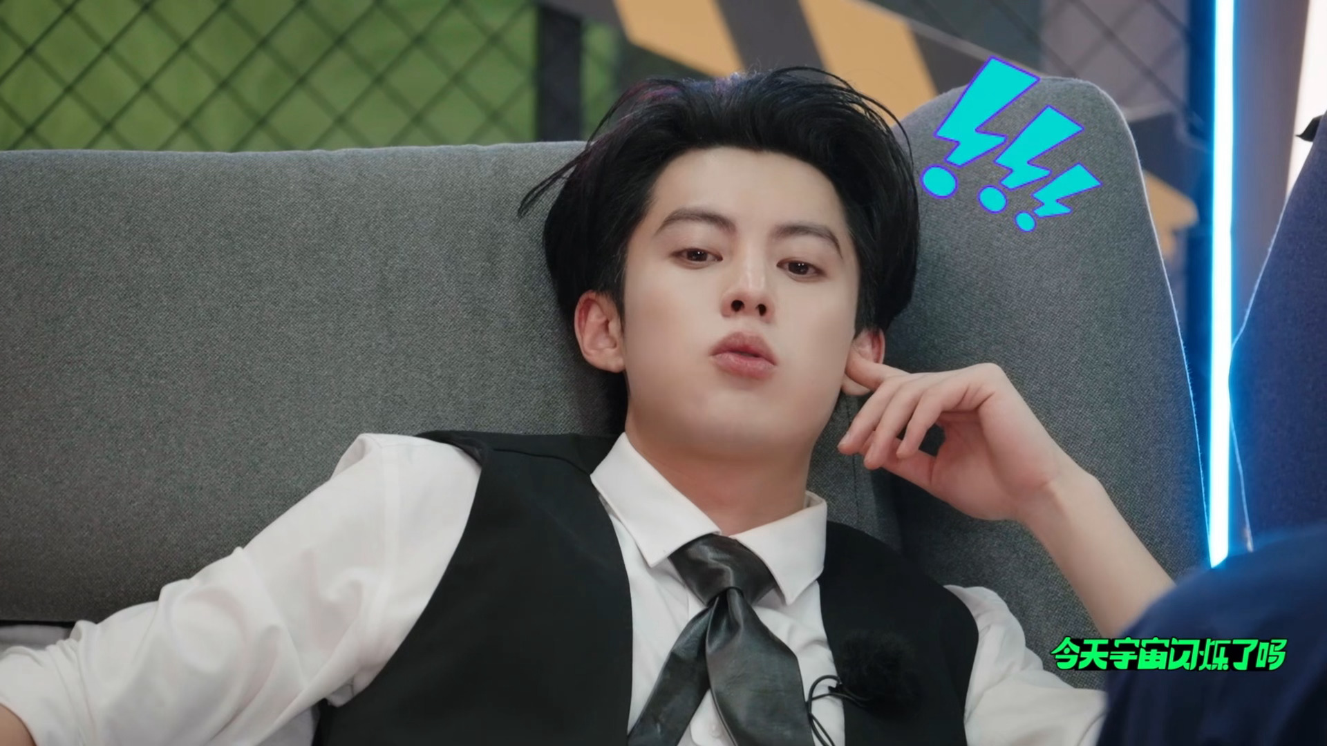 今日坚持跑椭圆机四十分钟第124天✅ 今天磨蹭到八点又有点想赖过去了 