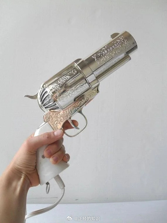 1981 年复古大容量吹风机 