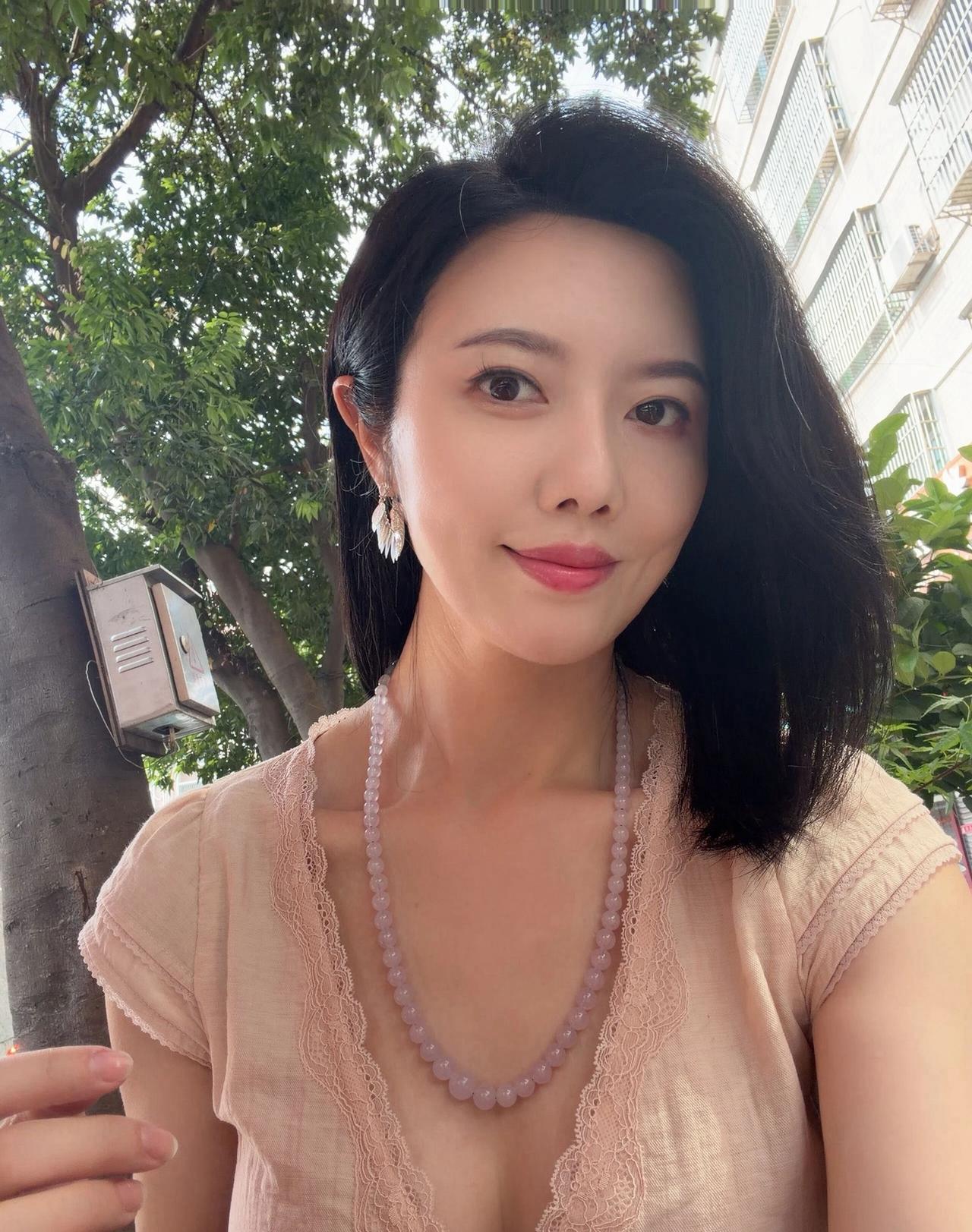承蒙厚爱，岁岁有光——父亲节有感

又是一年父亲节，没有热闹的阖家欢聚，却收到了