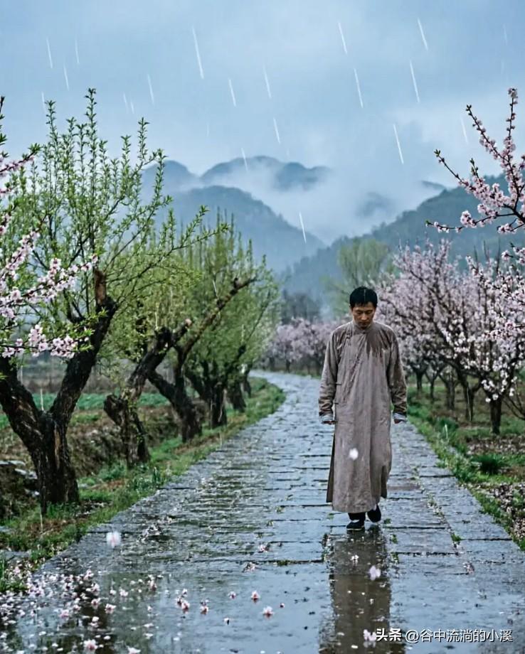 清明前后别大意，
这4条老规矩，
照做心里踏实！

清明快到了，身边不管是老人还