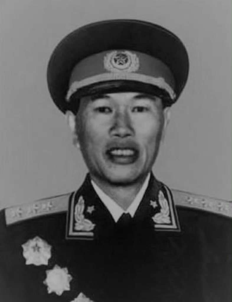 1980年7月3日，开国上将邓华在上海病逝，享年70岁。邓华，唯一统领过百万大军