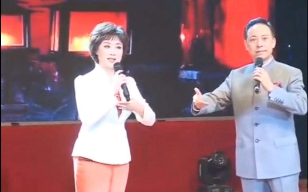 于魁智（杨派老生)和李胜素（梅派青衣)的合作是当代京剧公认的生旦黄金搭档，合作最