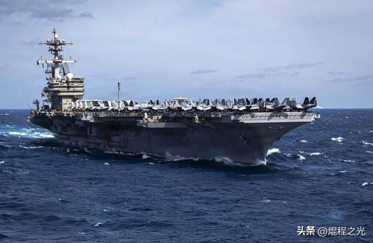 以色列炸了伊朗30个油库，两国互呛，美国布什号航母又来了！

3月7日晚上，以色