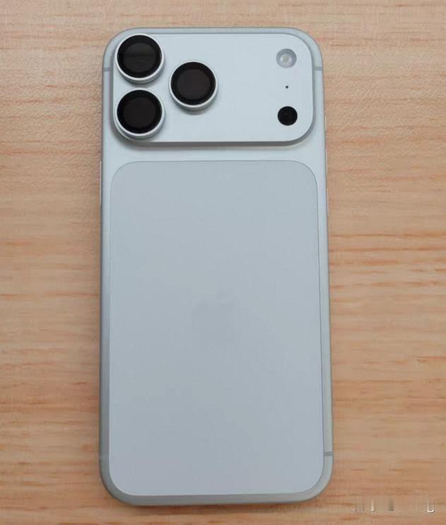 再战三年无压力！粉丝闲鱼 7000 拿下 iPhone 17 Pro Max！