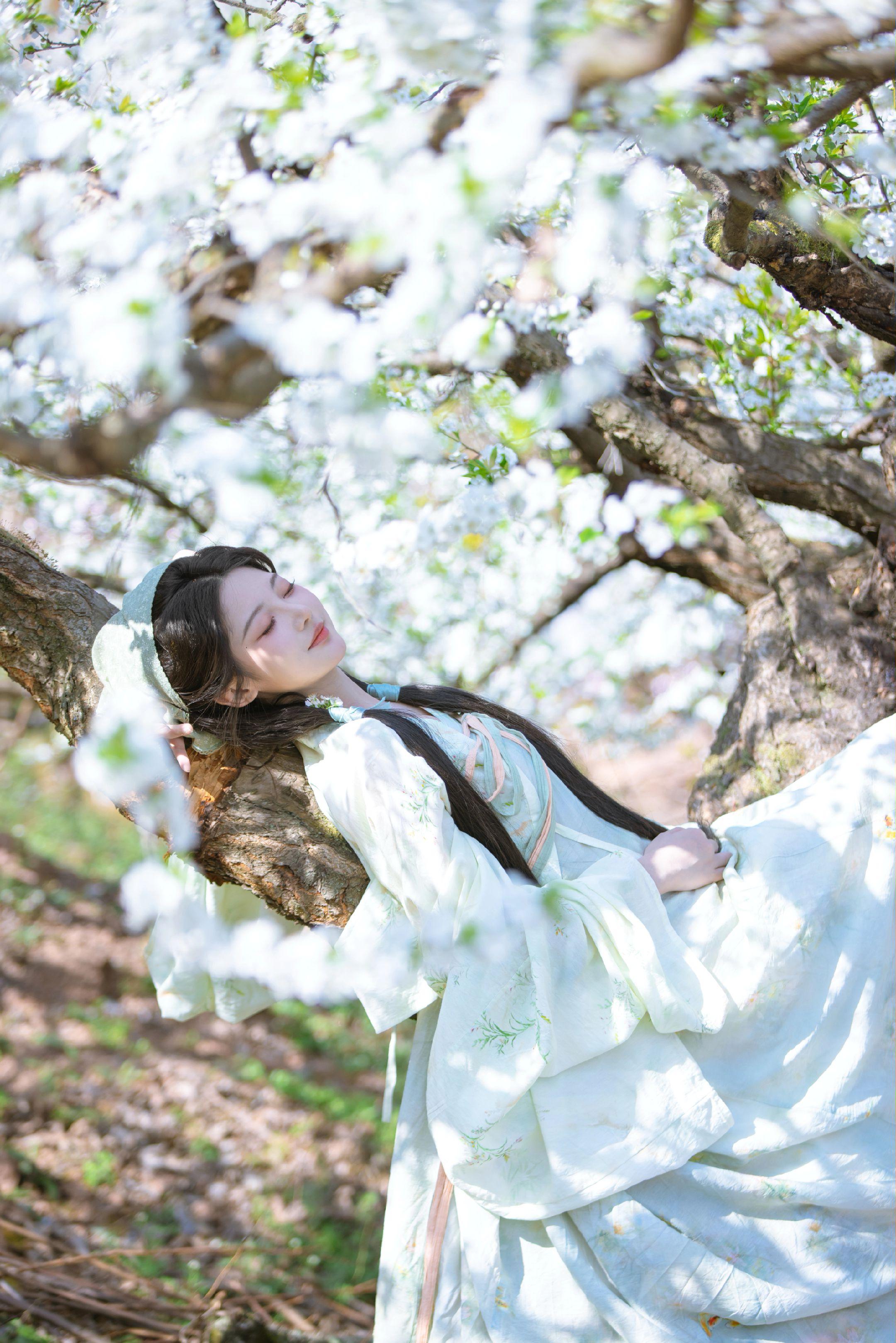 在大自然里睡一觉吧～