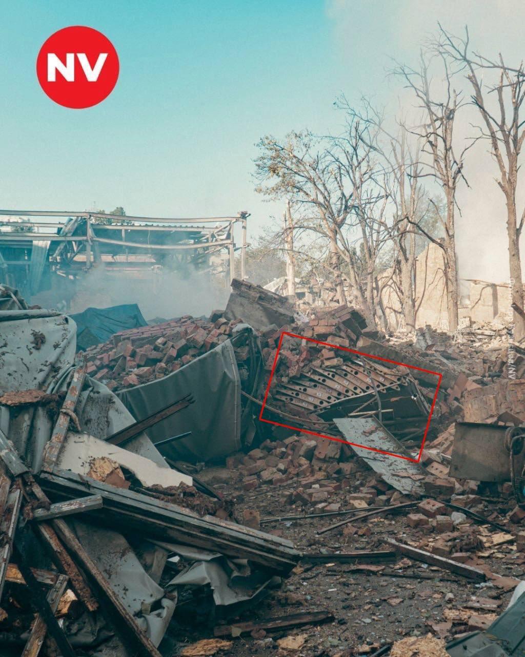 乌克兰隐藏在平民设施中的无人机制造基地被无意间曝光——

据乌克兰消息来源称，俄