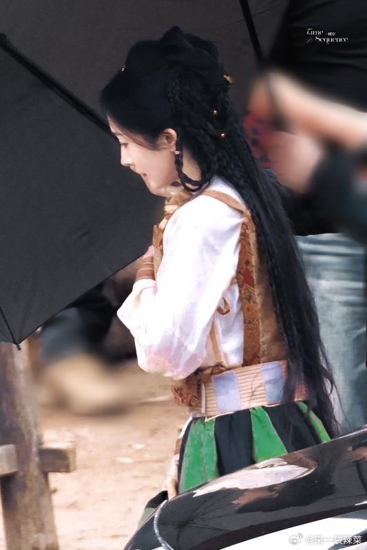 杨幂《江山大同》路透 