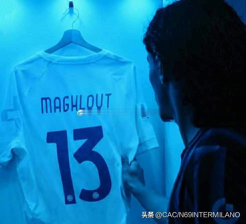 疯狂的国际米兰👏👏👏💙🖤

国际米兰U18常规赛收官战上演了一场超级比