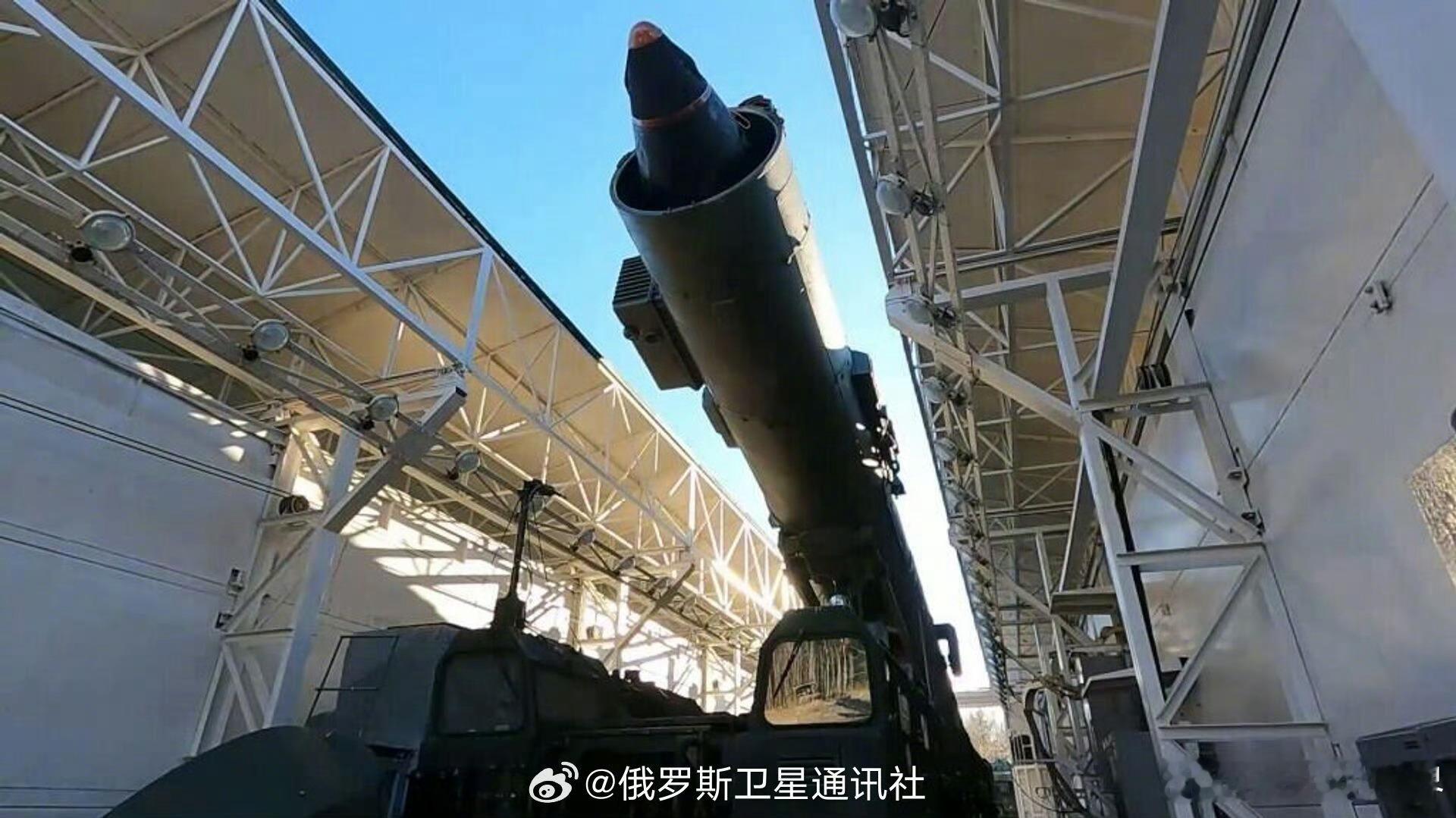 俄国防部关于核武器准备与使用演习公告：▪5月19日至21日，俄武装部队将举行在侵