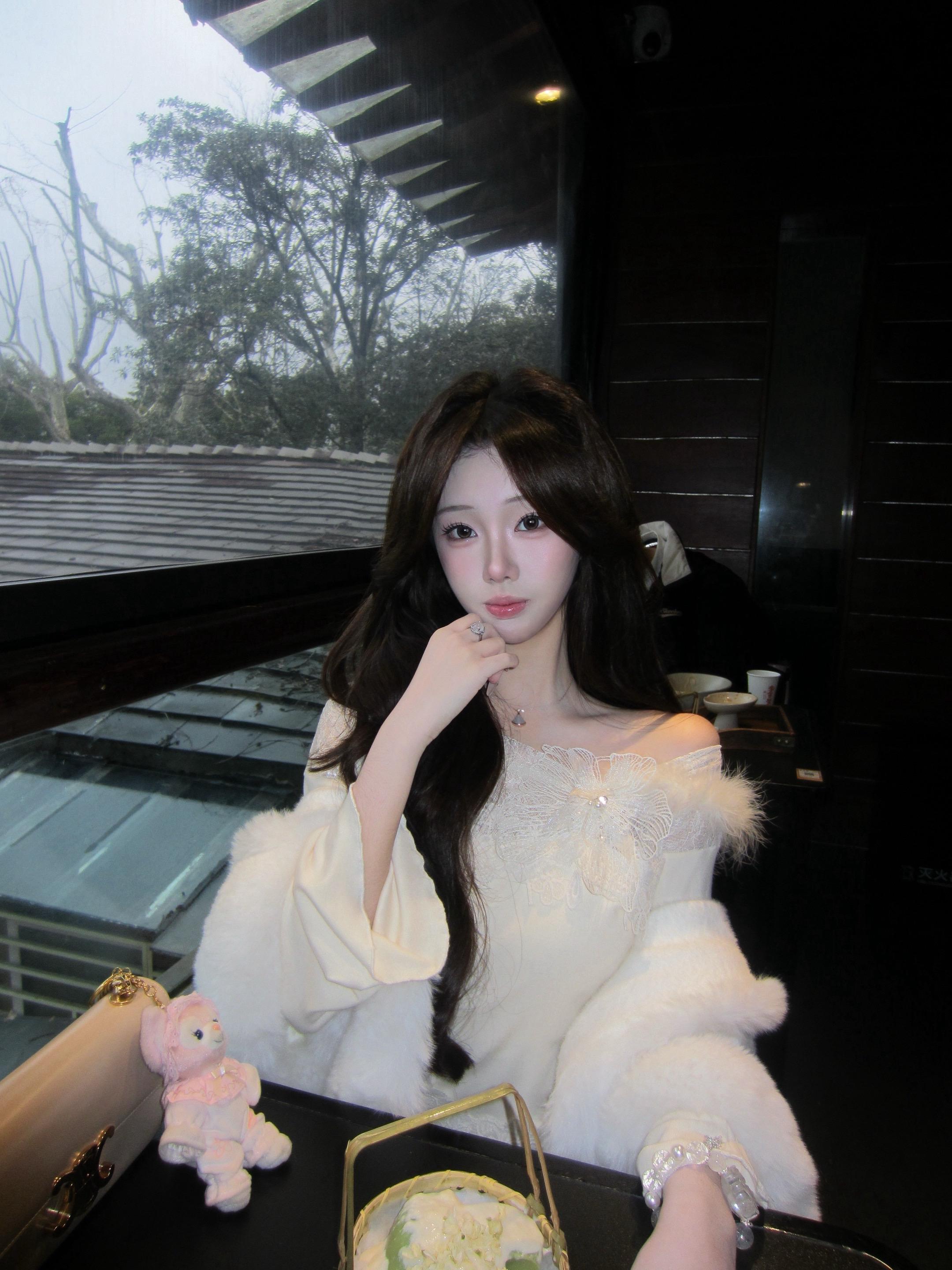 休恋逝水 早悟兰因。