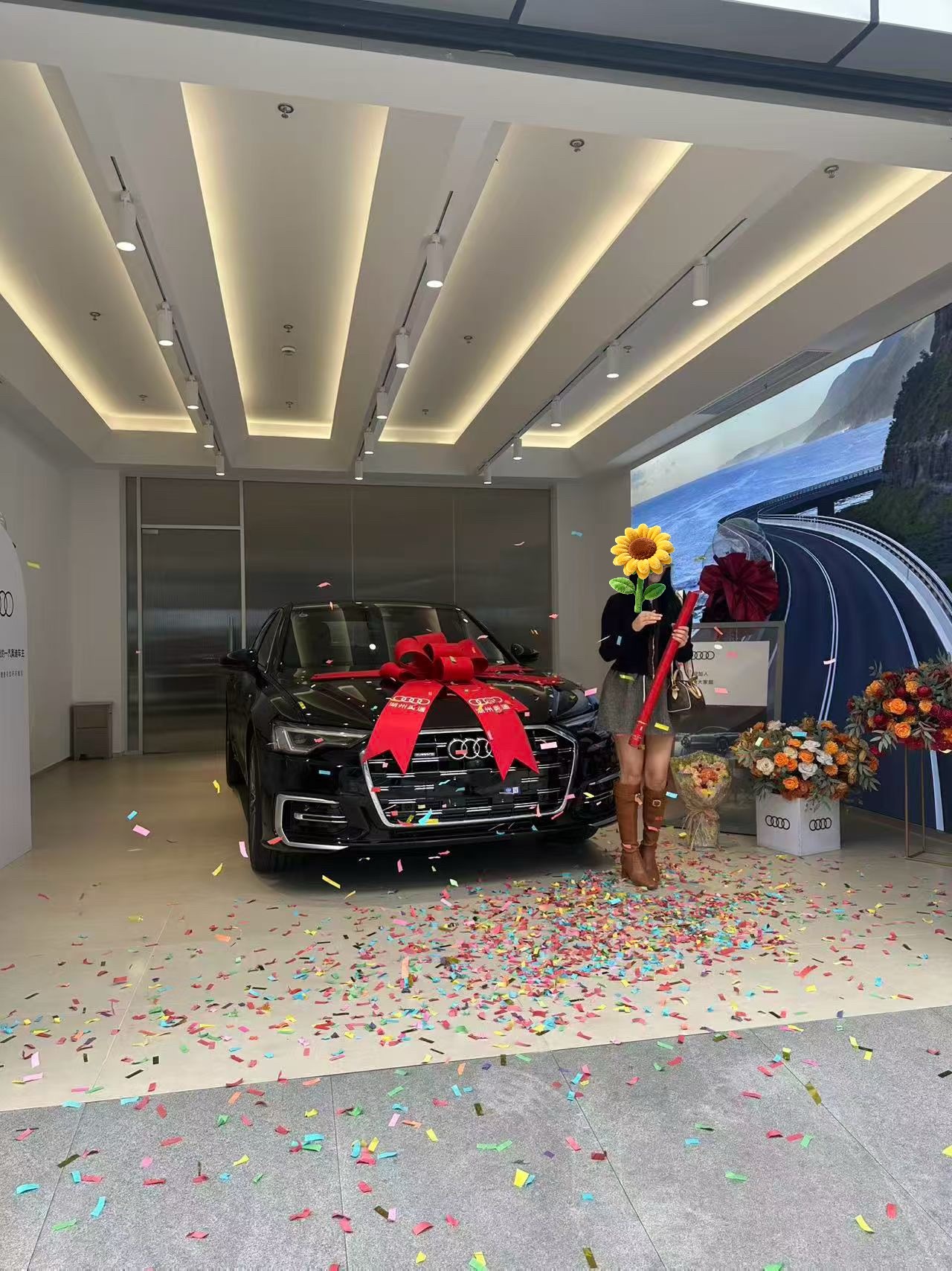 今天给四川的V+客户小姐姐交付一台A6经典一代C8 A6L 45quattro香