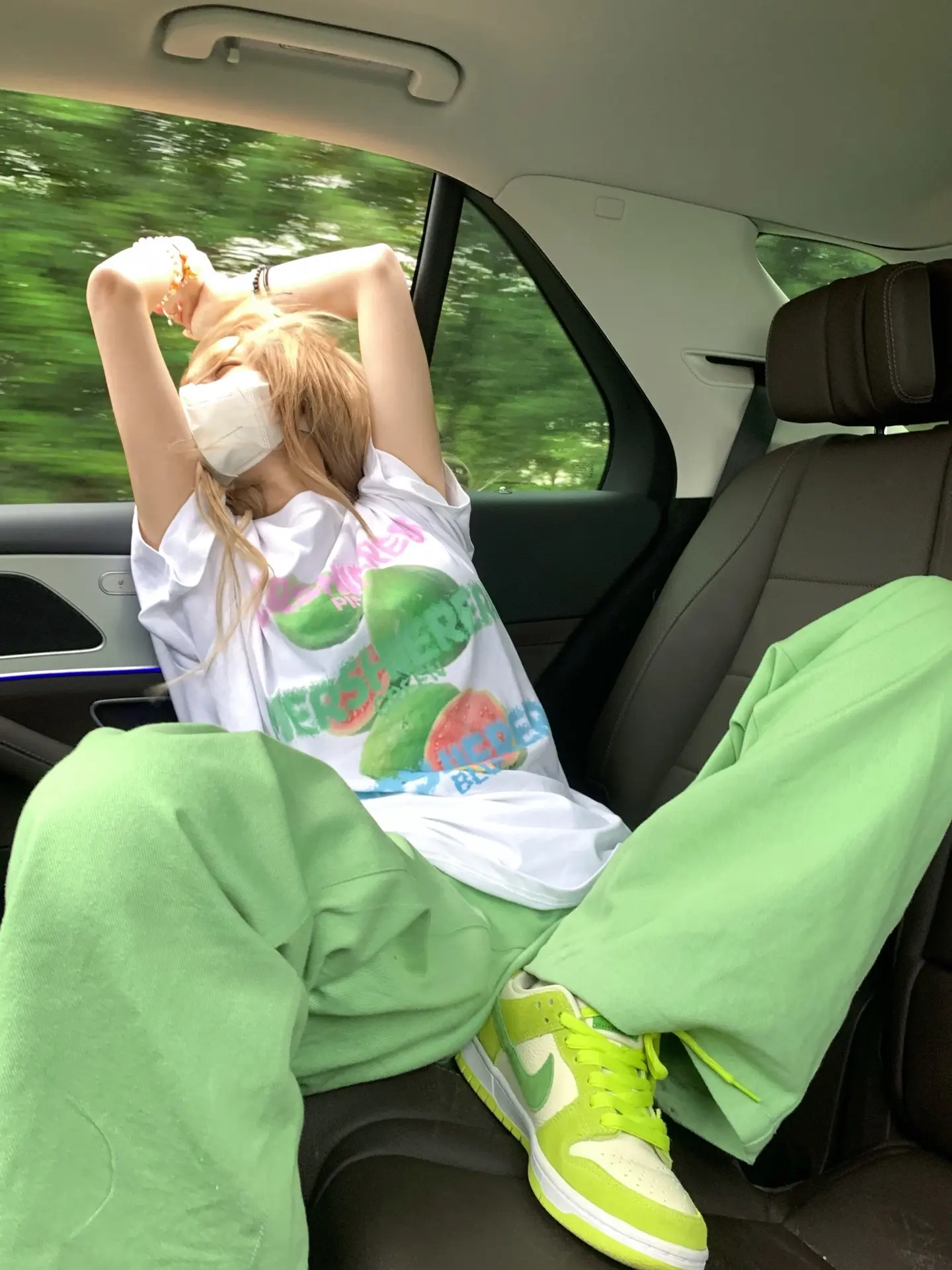 成长就是 曾经听不进去的道理 最终会以过来人的一身份讲给别人听