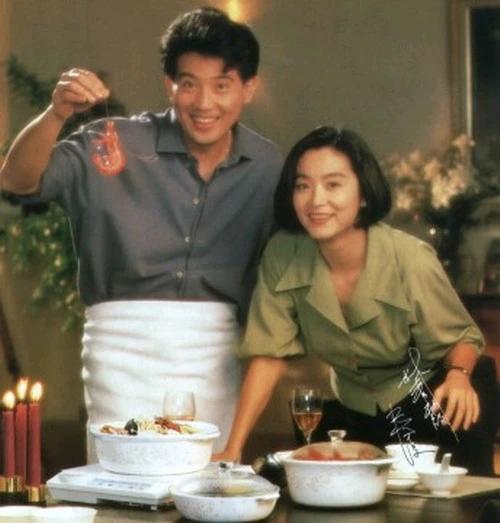 有些人一旦错过就不在。林青霞和秦汉年轻时惊为天人，两个人都太美太帅了；如今年老了