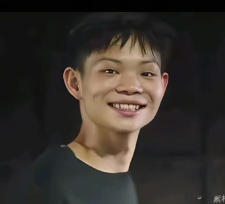 深圳烤鸡少年能火多久。
会不会跟鸡排哥一样。
红了一个月，就尘埃落定。
烤鸡少年