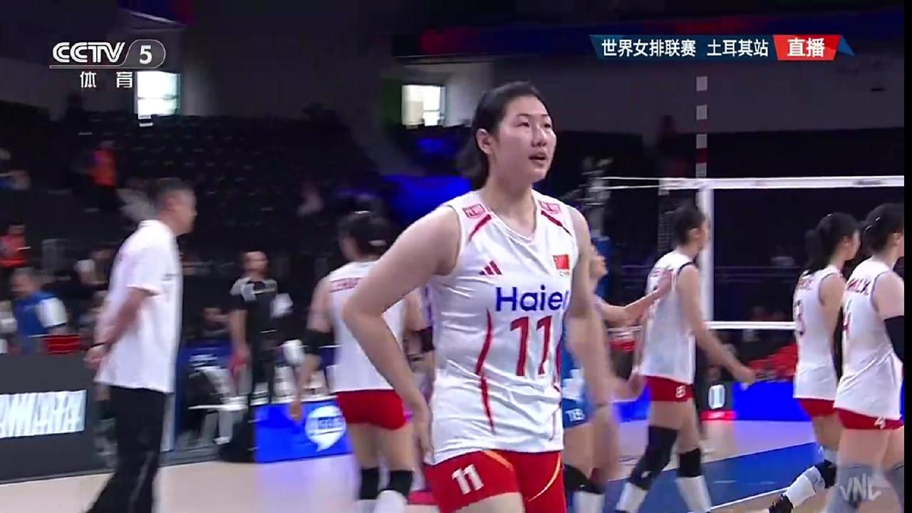 中国女排3-2逆转德国拿下开门红，紫黄两大阵营球迷今晚又将失眠
 
2026世界