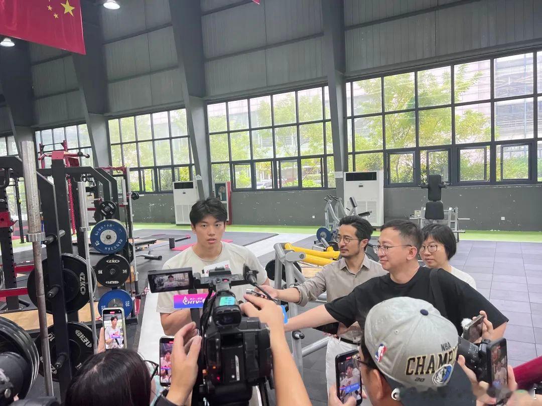 #汪顺[超话]##顺流而上#【让金牌“说话”：根深才能枝繁叶茂 | “奥运冠军从