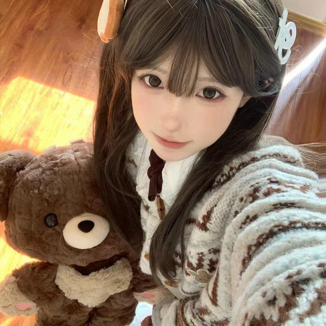 𝙒𝙚𝘾𝙝𝙖𝙩｜ins氛围感头像｜女生头像｜图源网络侵删 