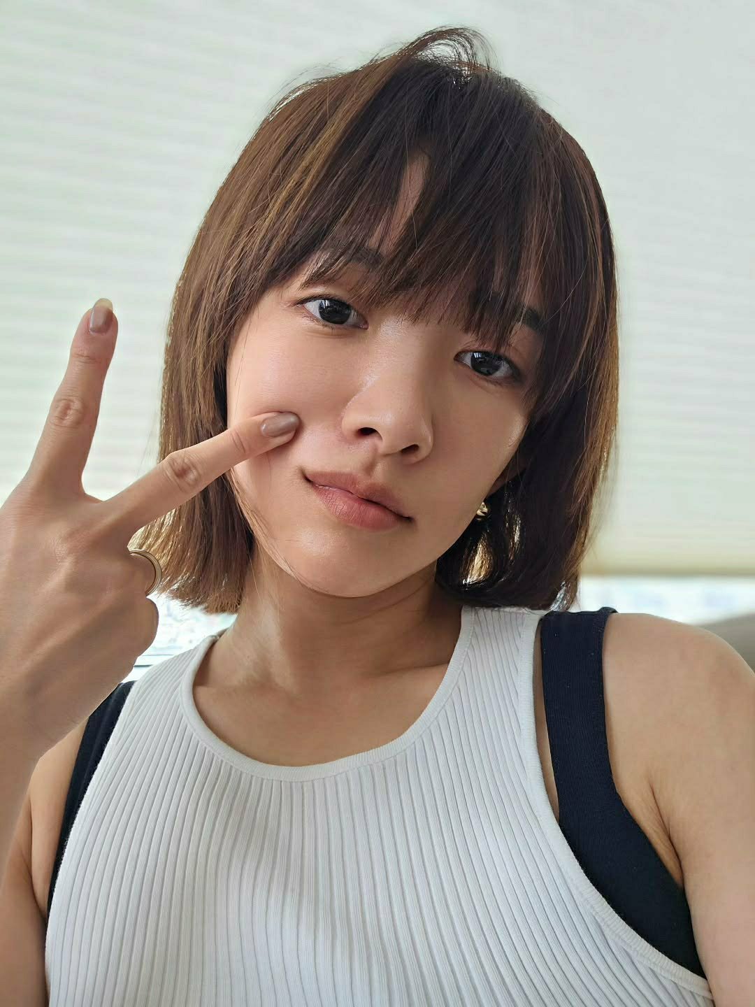 日娱新闻夏菜 5月23日，夏菜迎来37岁生日。 