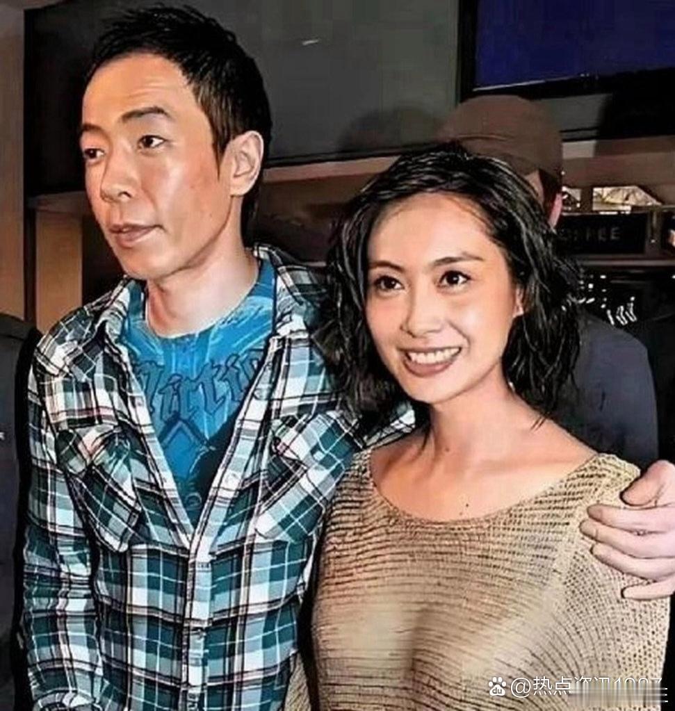 朱茵和黄贯中的亲密照，不得不说朱茵除了脸蛋好看，这身材气质也真是太好了 