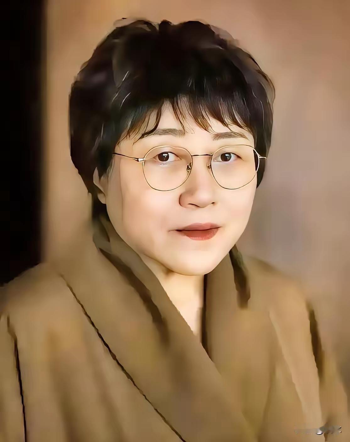 性学专家李银河说：“如果你已经50岁左右了，那么你的人生余额已经不多了，如果不出