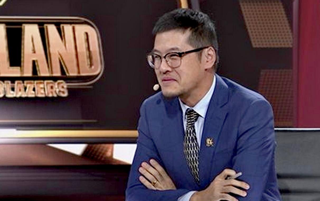 杨毅评论的“边线球”事件已然出现反转，中国男篮是不是该走出低谷了？

近日，篮球