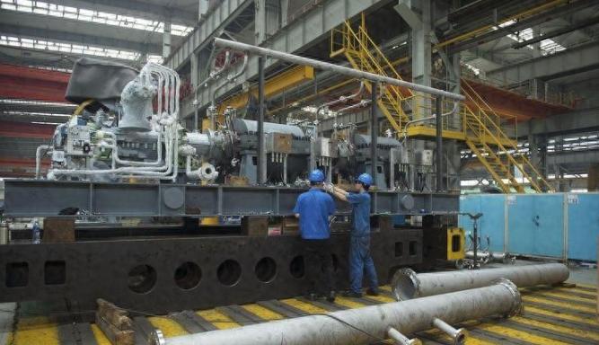 最近，外媒和印度官方渠道接连放出重磅风声：新德里终究还是没扛住，全线松口了，他们