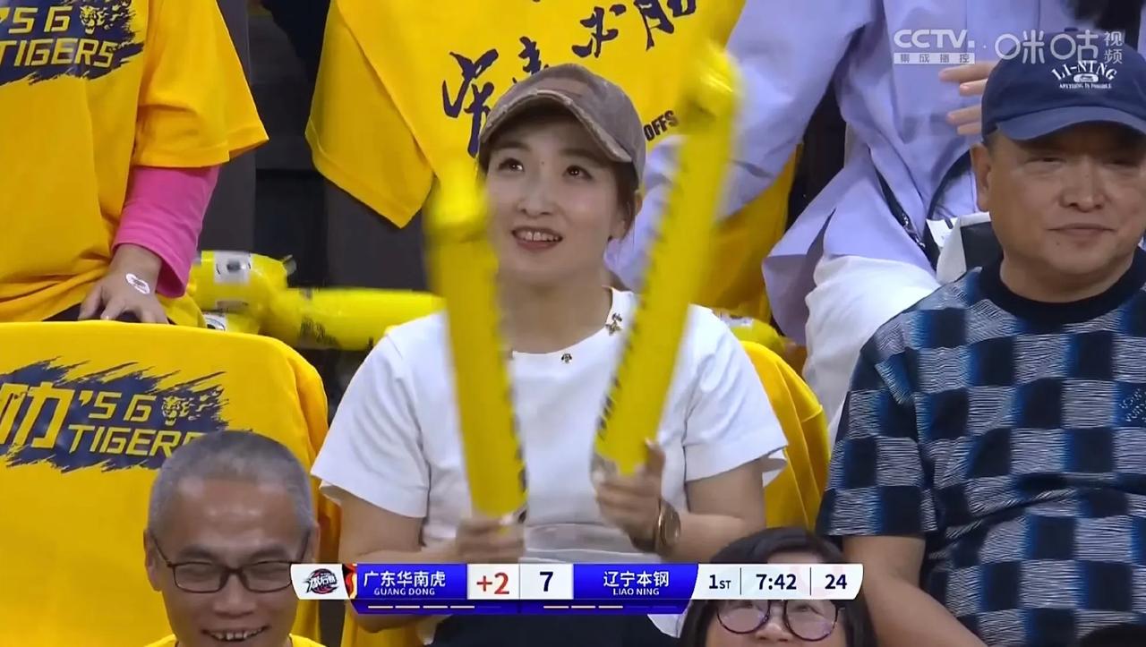 辽篮球迷必须要理智了！不能因为刘诗雯去看广东队比赛就去骂她，叫汉奸叛徒猴子之类的