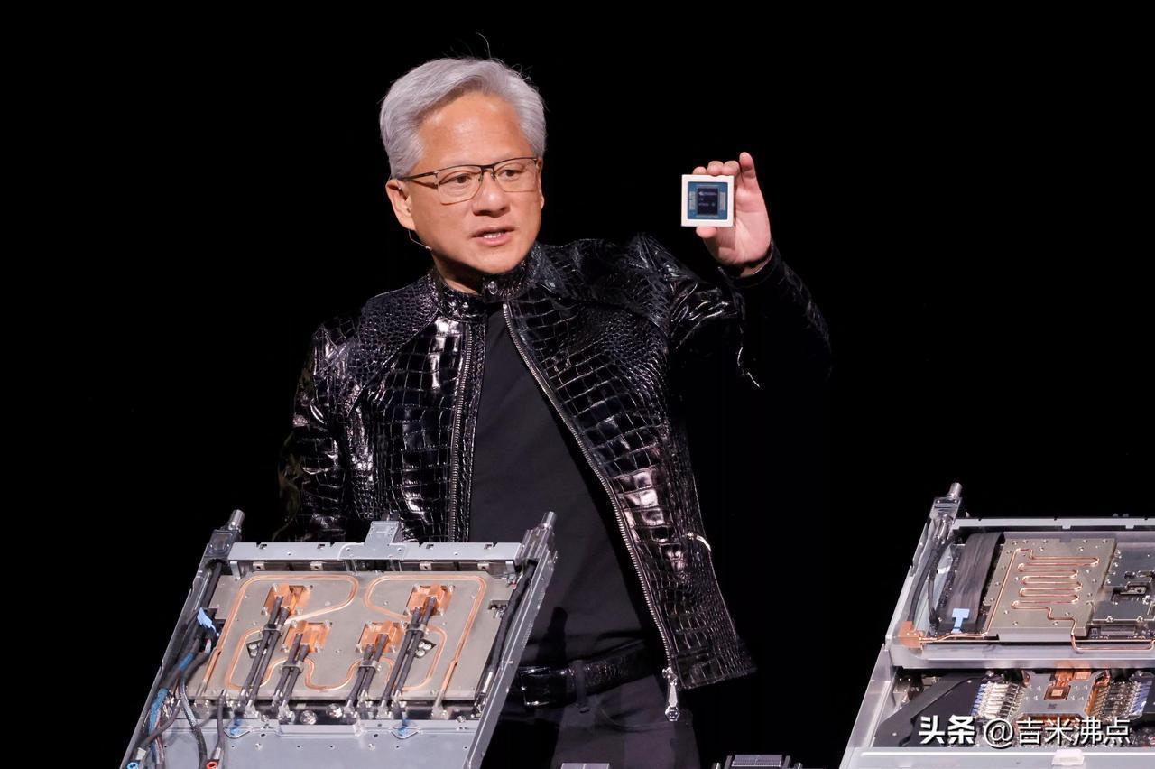 H200卖不出去，美国急了又不敢松口，中国真不买了？
最近两个月，英伟达最新款H