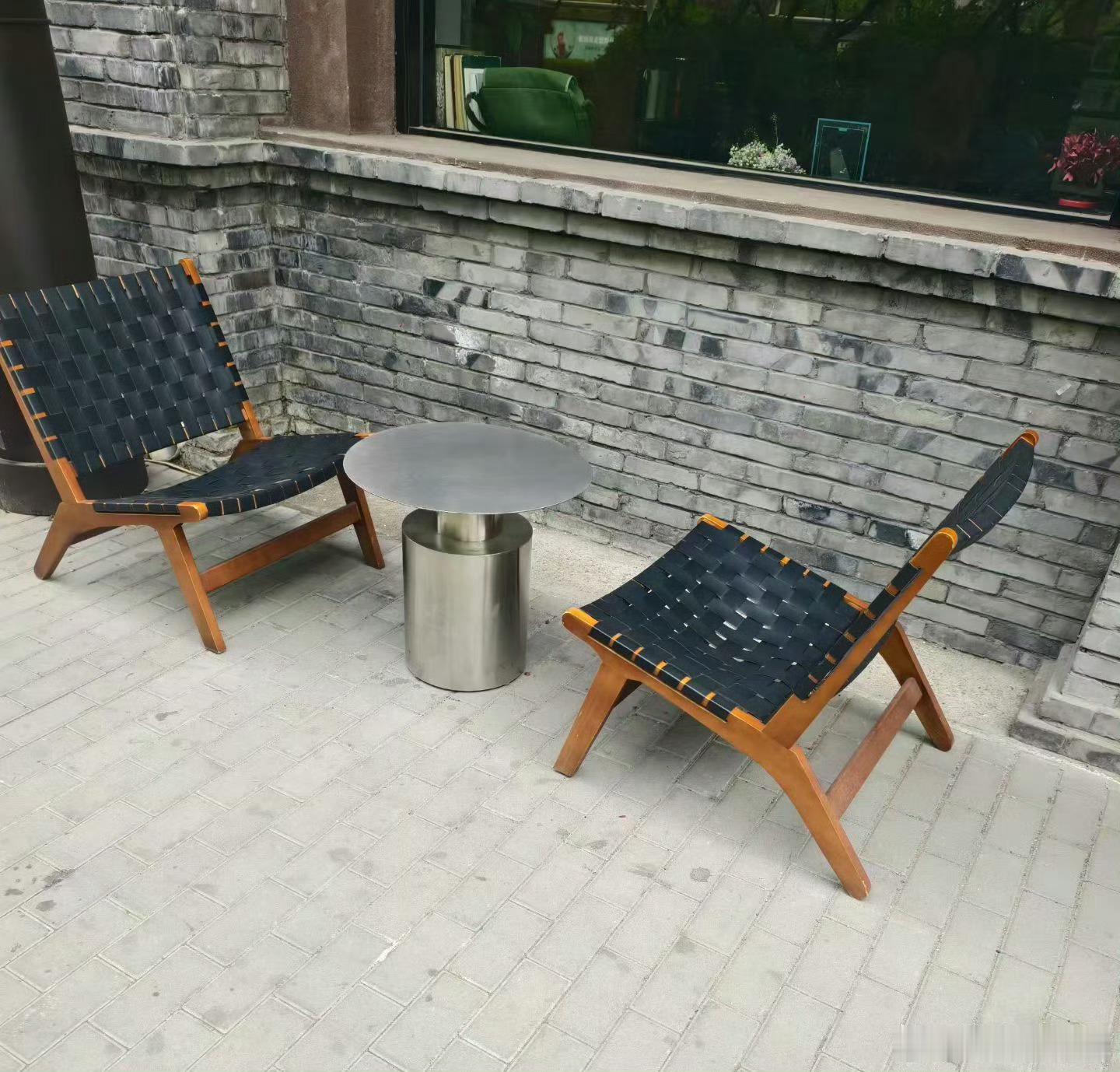 立场诗——德兰修女人们不讲道理，思想谬误，自我中心，不管怎样，总是要爱他们。如果